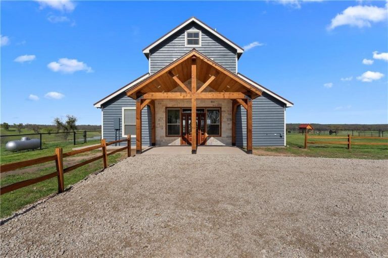 688 Knust Cir, Gholson, TX, 76705