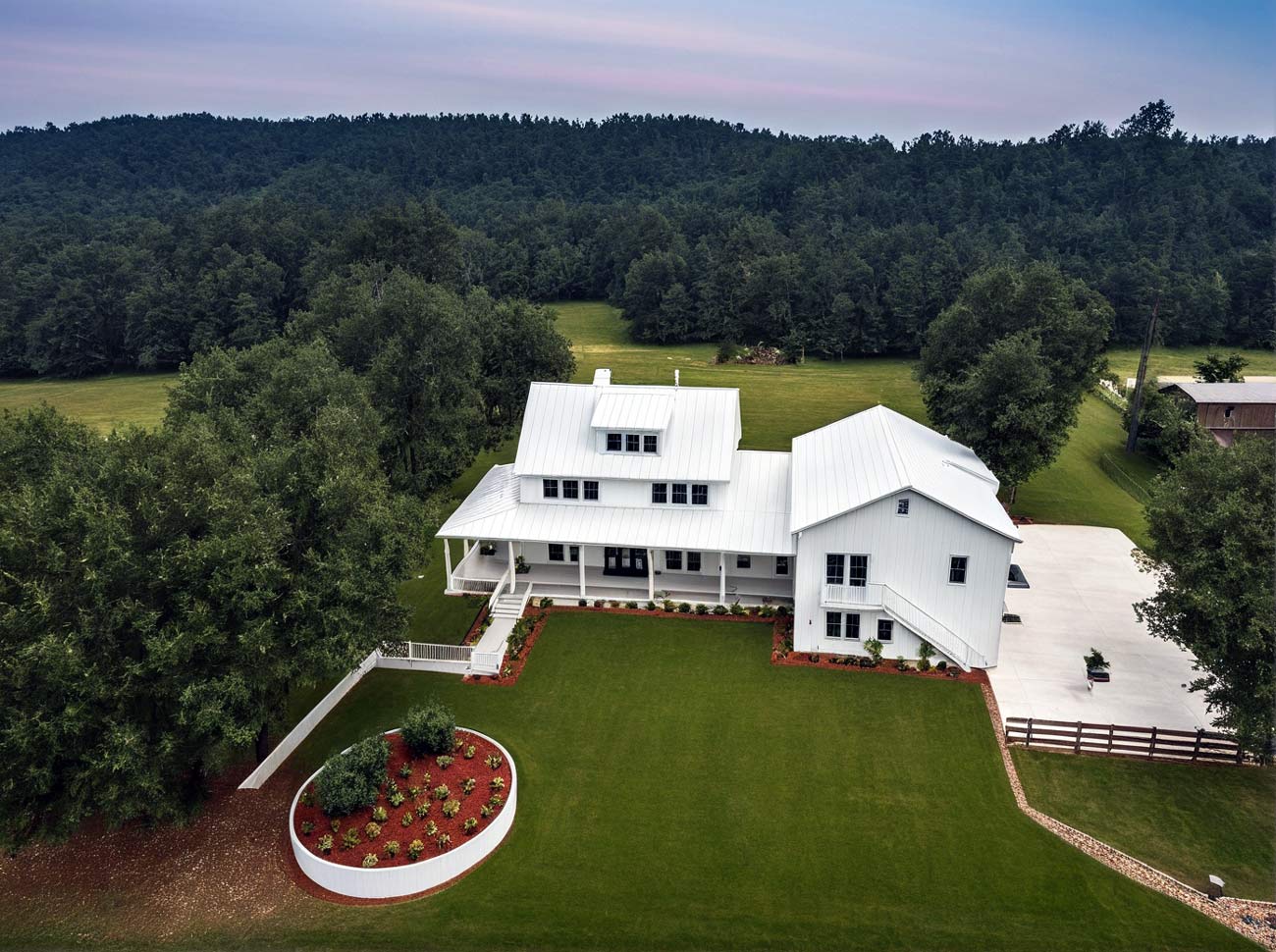 Maine barndominium builders